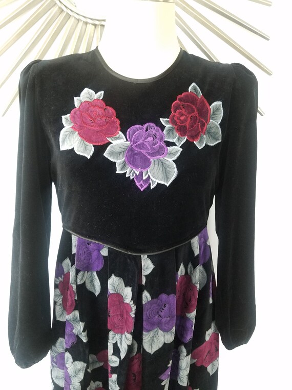 Purple and Black Floral Goth VELVET 1970's Maxi D… - image 2