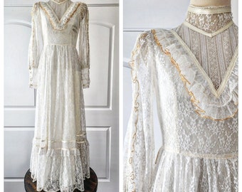 1970s Cream Lace Gunne Sax Maxi Dress