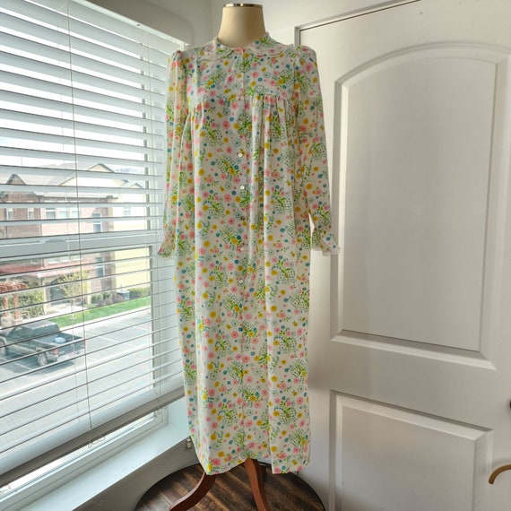 1960s Flower Power Nightgown - image 4