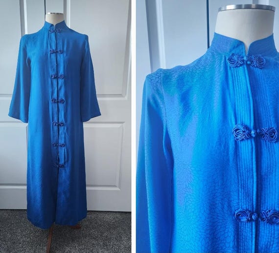 1960s Blue Floral Silk Kimono Robe Housedress - image 1