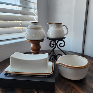 Mikasa Speckled Cream Dish Serving Set Sugar Bowl Butter Dish Creamer