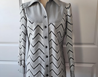 1960s Zig Zag Print Polyester Shirt with Butterfly Collar
