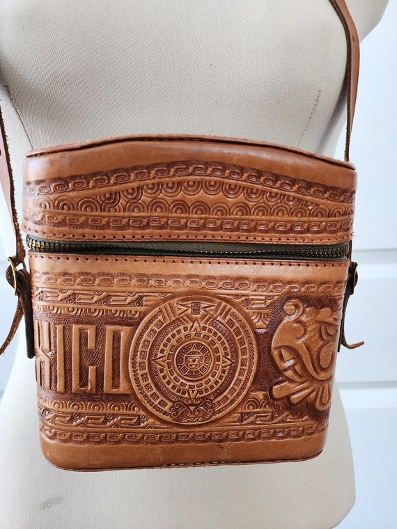 Vintage Tooled Leather Souvenir Purse from Mexico - image 1