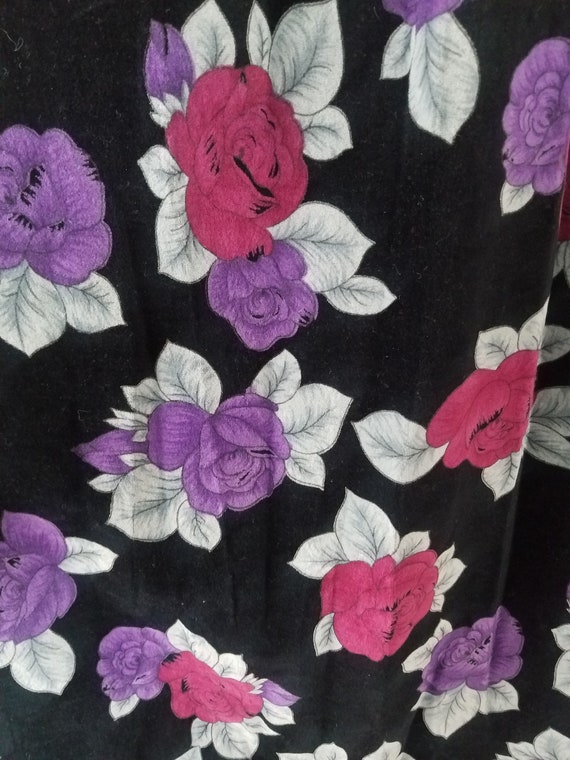 Purple and Black Floral Goth VELVET 1970's Maxi D… - image 6