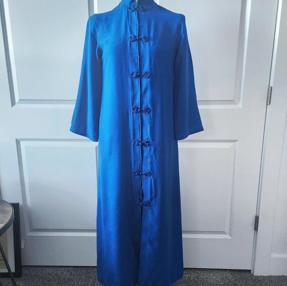 1960s Blue Floral Silk Kimono Robe Housedress - image 2