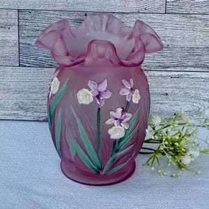 Fenton Empress Rose Satin Vase – 95th Anniversary Pink Glass – Hand Painted & Signed by W. Hart – 5.25” Ruffled Floral Vase