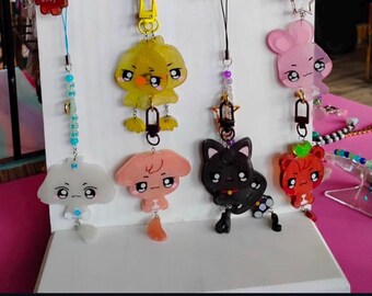 Llavero de resina ATEEZ ANITEEZ / Regalos Kpop / Accesorios Kpop / Adornos para bolsos / Pintado a mano