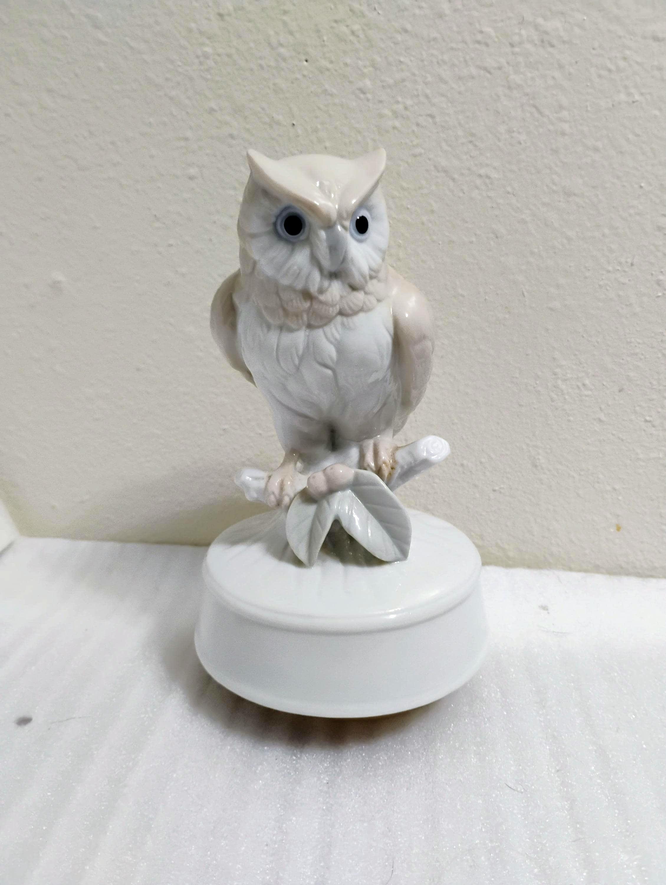 Vintage Porcelain White Owl Music Box 9 Inch
