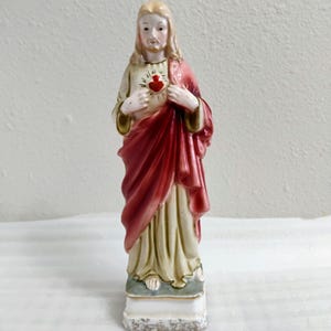 Vintage Sacred Heart Of Jesus Statue - 8.5in Religious Figurine - Christian Home Decor