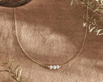 ネックレス・ペンダント Monday Edition _ MJxME Petite Pearl Bunch Necklace SHOP MONDAY EDITION.