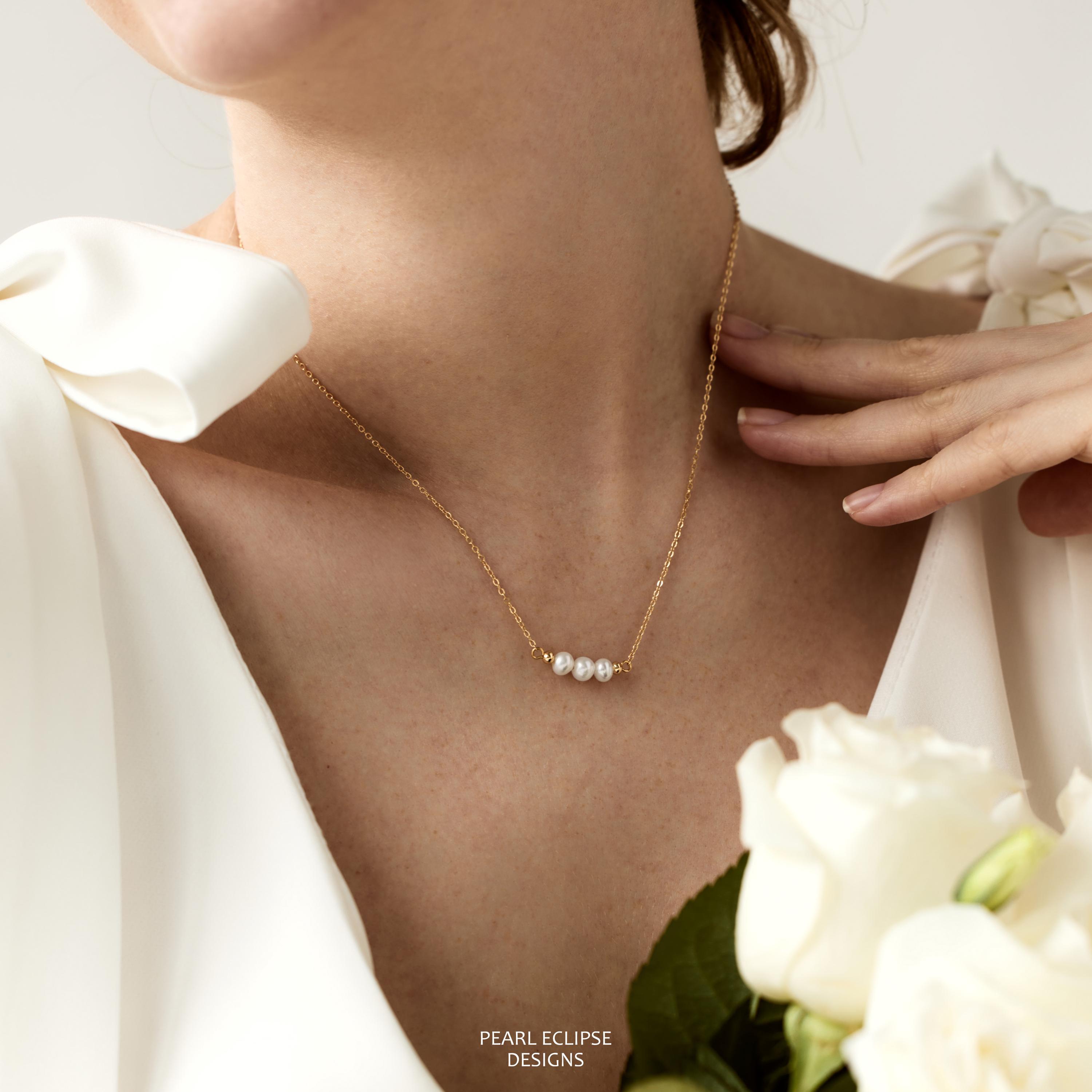 ネックレス・ペンダント Monday Edition _ MJxME Petite Pearl Bunch Necklace SHOP MONDAY EDITION.