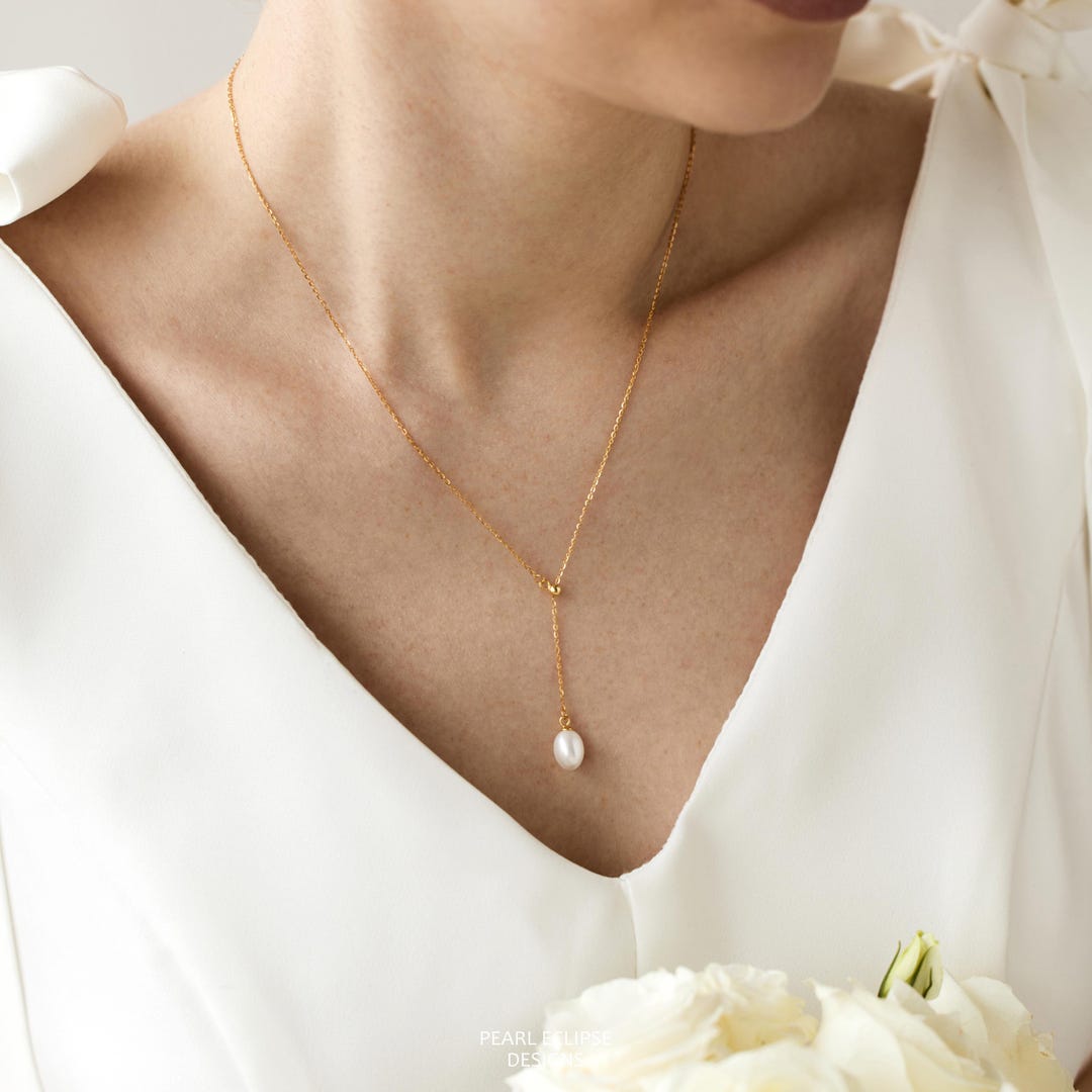 JUDY AND PAUL☆silver925 ellui simple minimal pearl necklace Silver Pearl Necklace, Simple Pearl Necklace, Silver & Pearl