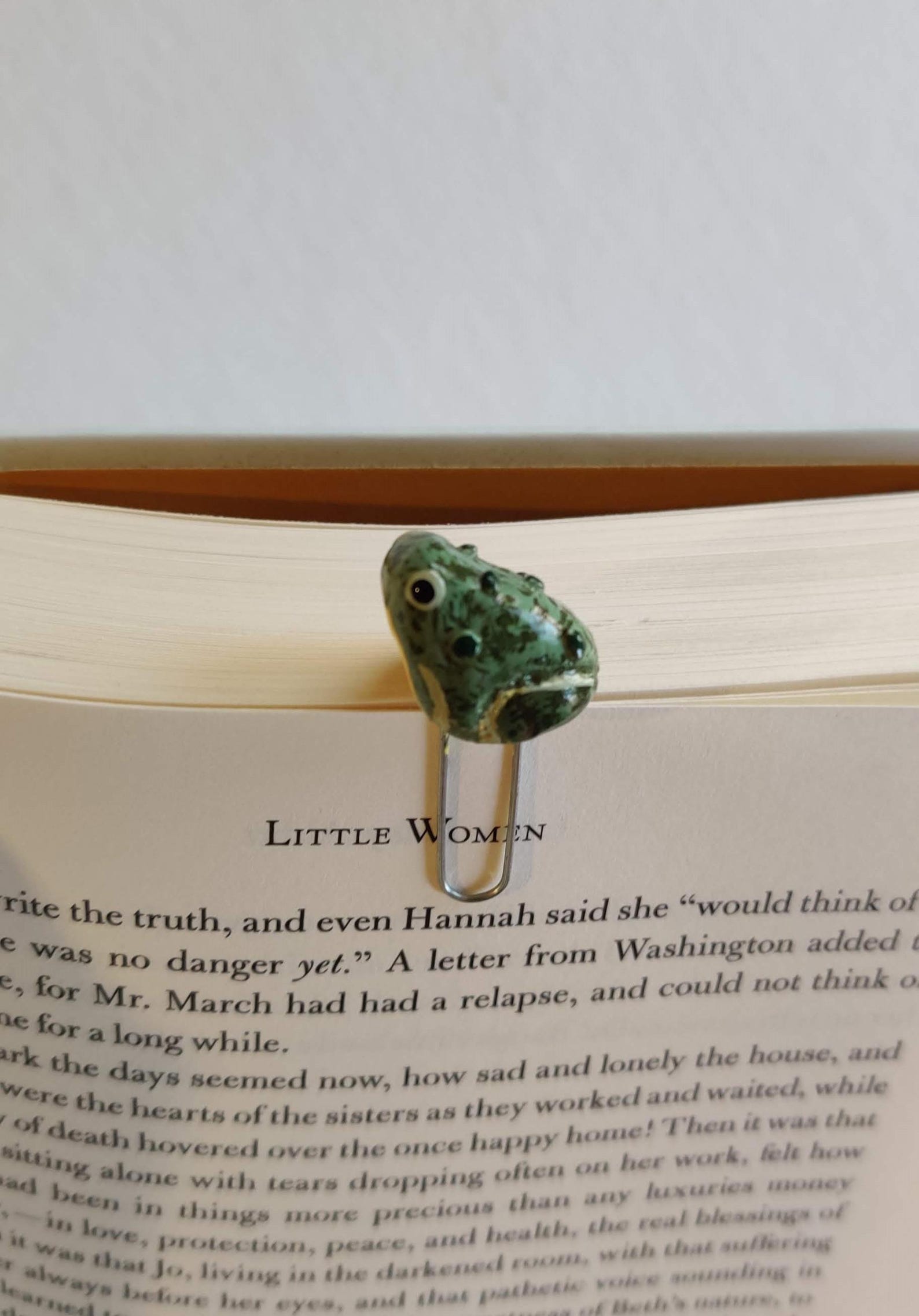 Toad Paperclip Clay Bookmark Paperclip Figurine | Toad | Cute | Minimal | Bookish - Etsy