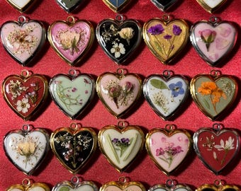 FLOWER LOCKET heartshaped necklace made with real pressed flowers, gift for her, anniversary, birthday, wedding easter valentine mothers day