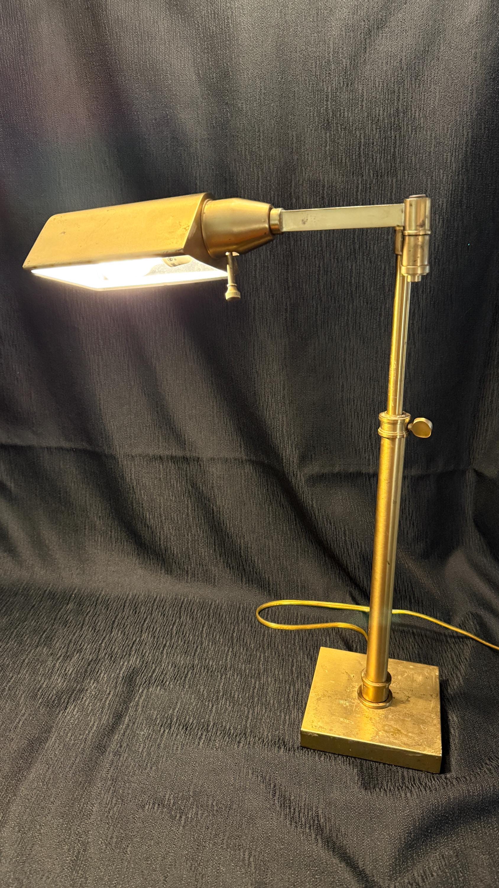 Emeralite lamp - Etsy 日本