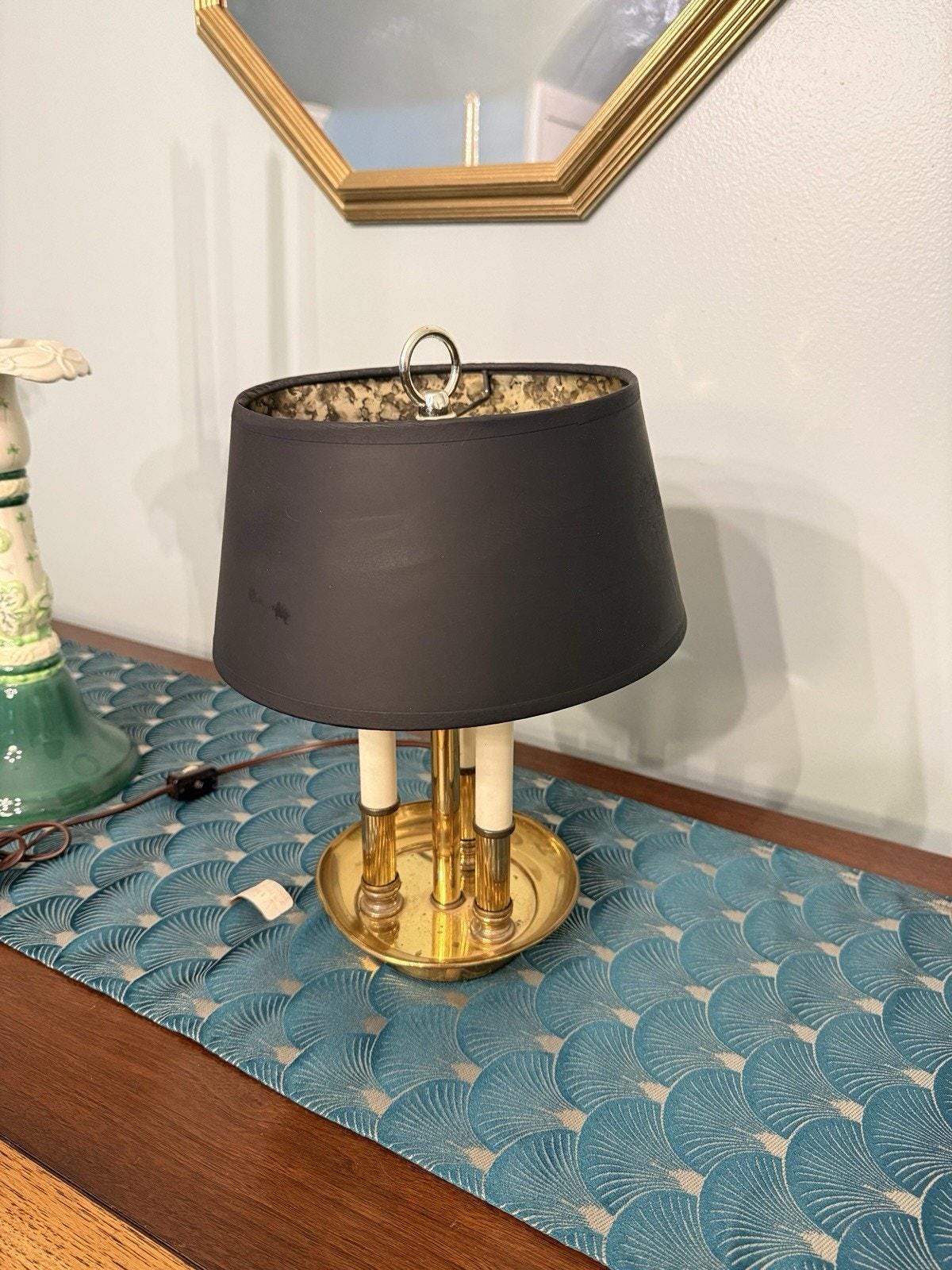 てってっ　ヴィンテージ LEVITON製 デスクランプグラスシェード真鍮製 真鍮の1970年代製ヴィンテージランプ テーブルランプ北欧 テーブル