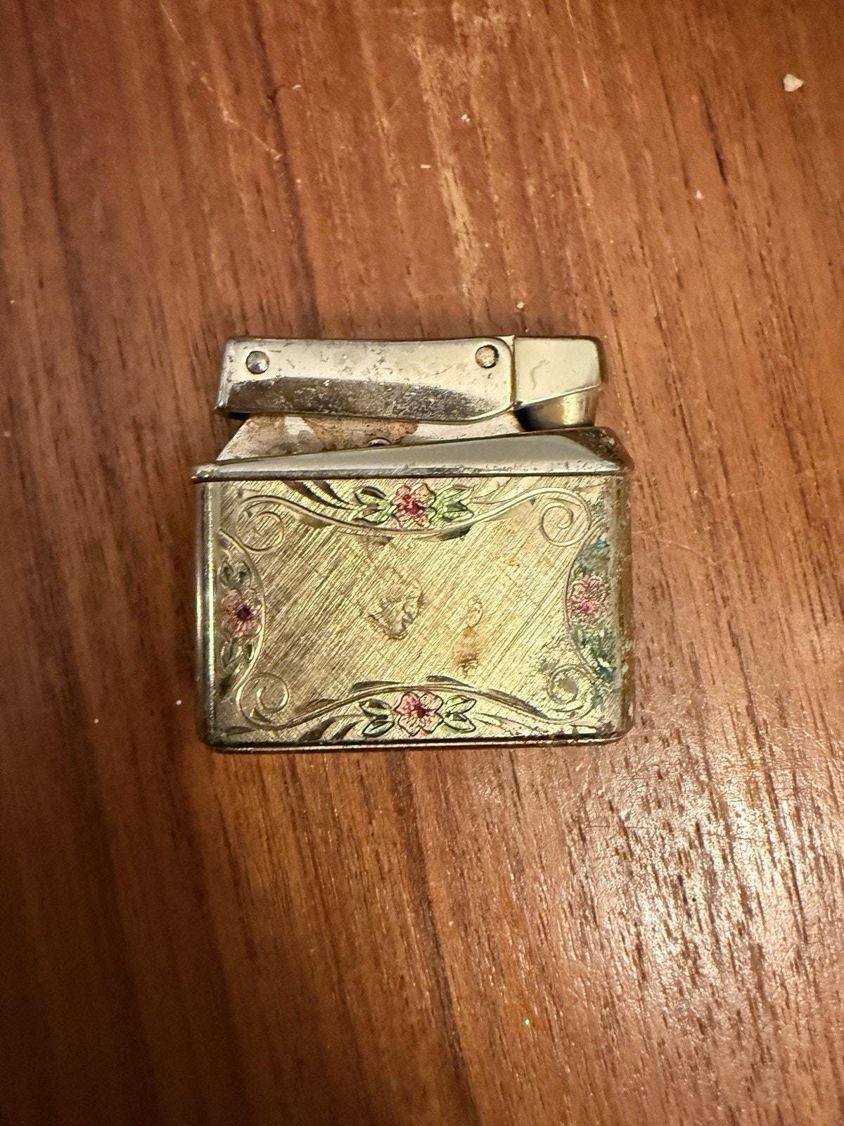 ladies cigarette lighter Ladies Vintage Lighters ladies cigarette lighter Ladies Vintage Lighters