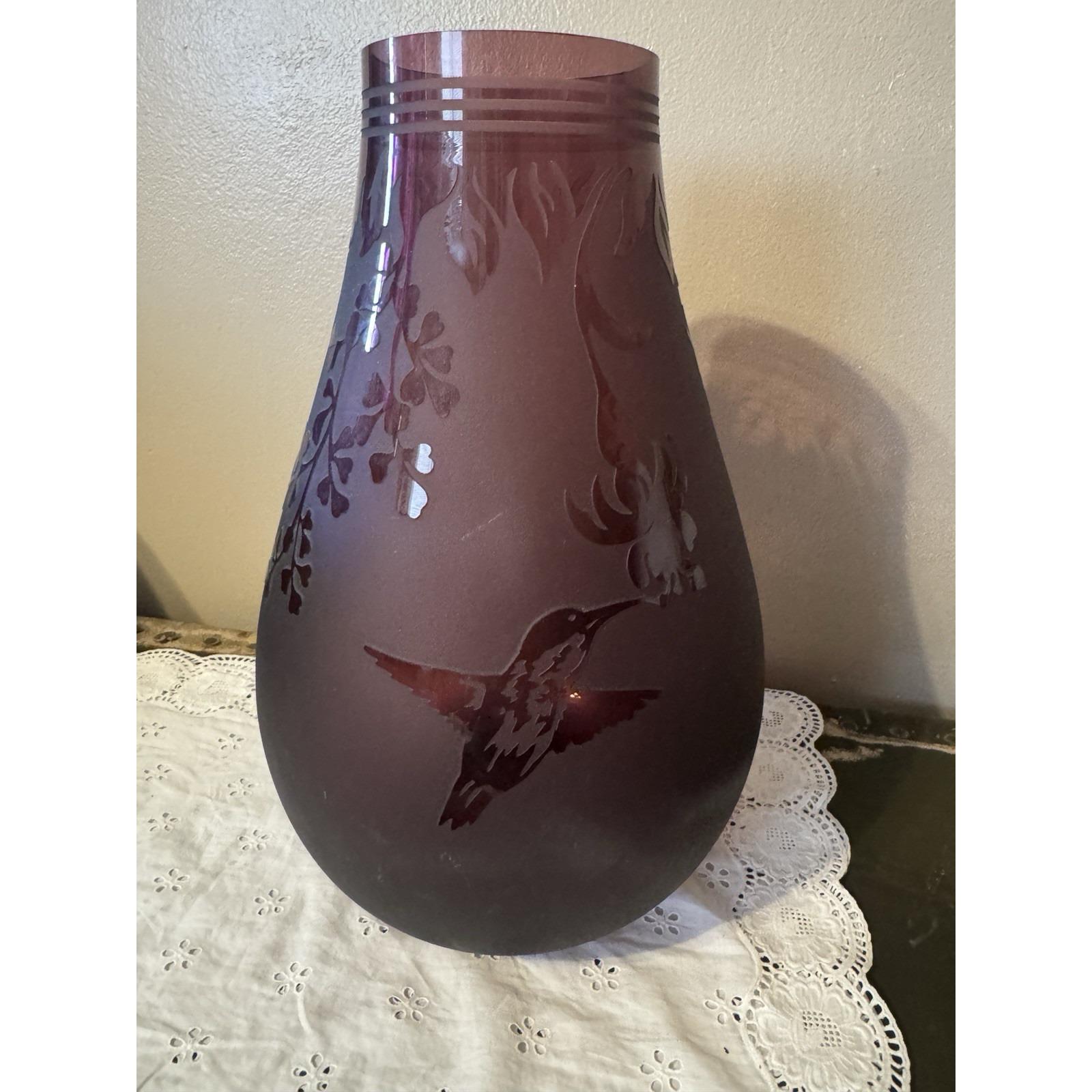 ケルシー・マーフィー作 カメオグラス 花瓶　ガラス彫刻　ピルグリム・グラス社 ヴィンテージ サイン入り「ケルシー・マーフィー」ピルグリム