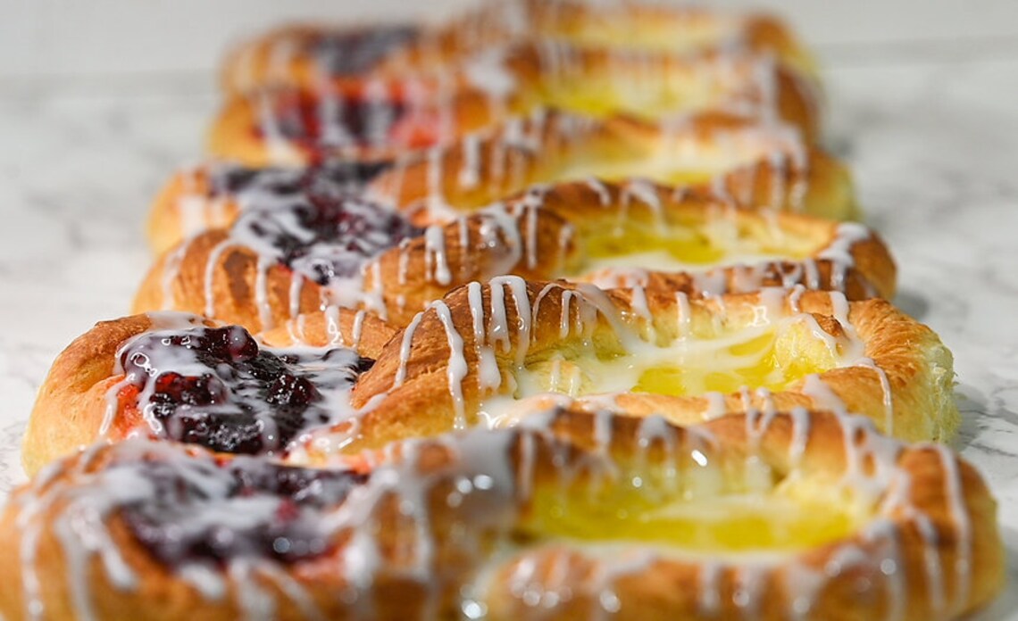 Figure 8 Raspberry & Lemon Danish (4-pack) - Etsy