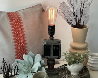 Industrial Vintage Edison Bulb Lamp - Unique Steampunk Lighting