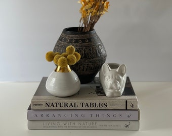 Vaso in ceramica greca vintage, vaso bianco e oro e set di styling per contenitori bulldog francese per vignette di decorazioni per la casa