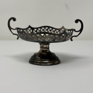 Victorian Style Silver Plate Pedestal Oblong Bowl Centerpiece – Ornate Pierced Design with Scroll Handles