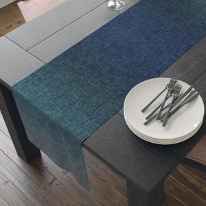 Stoff Tischläufer Ombre Petrol Grün Blau Grau Print, Modernes Abstraktes Tisch Dekor