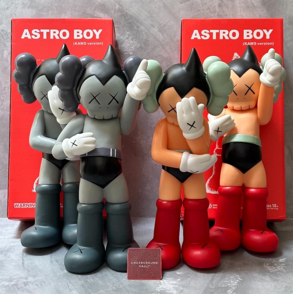 KAWS THE PROMISE フィギュアセット Kaws The Promise Vinyl Figure Set - 3D Model for Corona