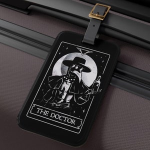 Étiquette de bagage de carte de tarot de docteur - étiquette-cadeau médiévale de crâne de mort, accessoire de voyage, identifiant de sac, breloque de sac à dos, étiquette de valise unique,