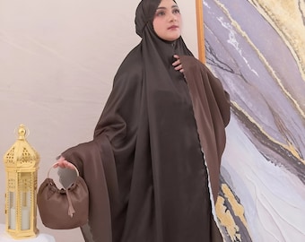 Santorini Shimmer Prayer Outfit: Travel Hijab & Skirt Set with Pouch