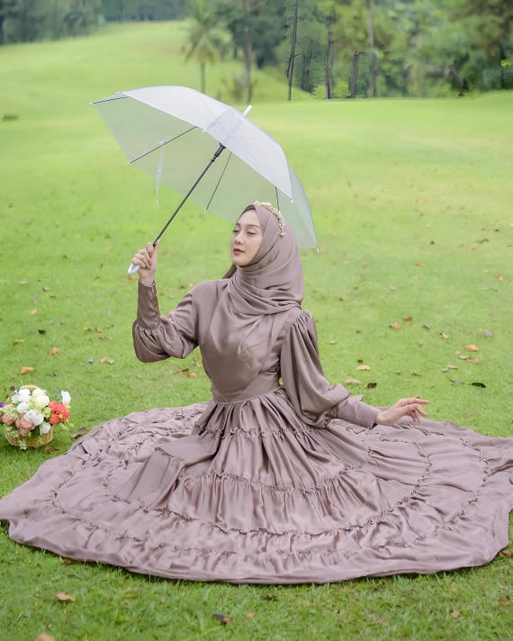 Shimmer Cradenza Silk Abaya Dress: Muslim Princess Gown with Hijab