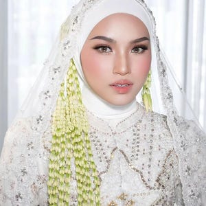 Handcrafted Indonesian Brocade Bridal Veil with Pearl Beading, Crystal & Lace – Traditional Muslim Wedding Hijab Accessory