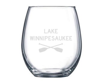 Custom Lake Wine Glass, Custom Etched Stemless Wine Glass, Lake Winnipesaukee Wine Glass