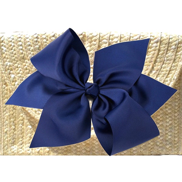 The Vineyard Straw Clutch With Interchangeable Bow