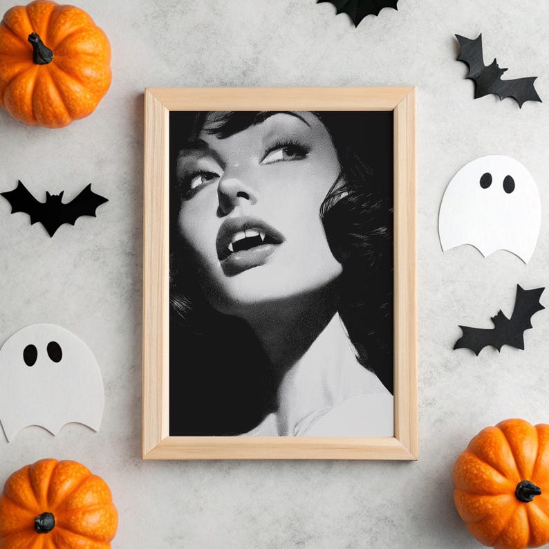 Vampire Woman Wall Art Print: Gothic Horror Portrait Printed On A High Quality Matte Finish Poster (UNFRAMED or DIGITAL DOWNLOAD) imagem 6