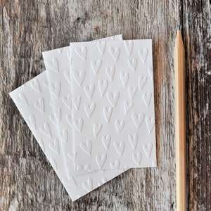 Sobres con forma de corazón para monedas, para enviar mensajes y regalar por el día de San Valentín (papel blanco o kraft)