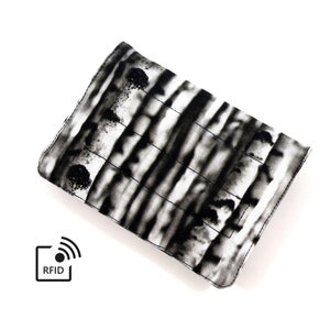 Mini billetera RFID - Aspen Trees (con ranuras para tarjetas de crédito y bolsillo para monedas con cremallera)