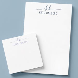 Personalisierter Notizblock zur Hochschulabschlussfeier, individuelles Geschenk mit Namen für Absolventinnen, neuer Nachname, Monogramm-Schreibwaren, Neubeginn, Universitätsabschluss