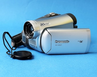 Panasonic Hdc-sd60:high Definition Video Camera HDMI - W/charger