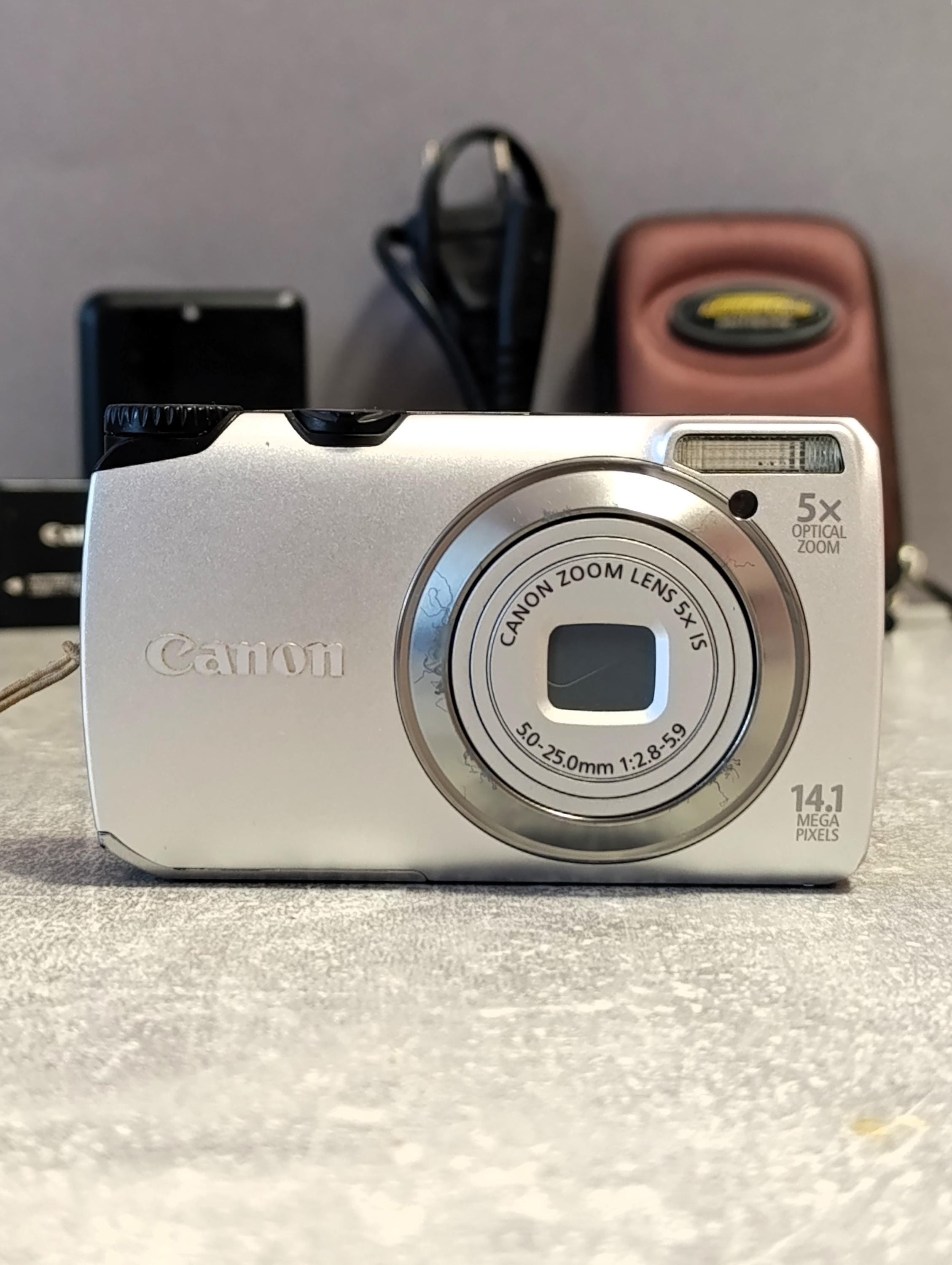 Canon Powershot A3200 IS 14.1MP Compact Digital Camera Silver
