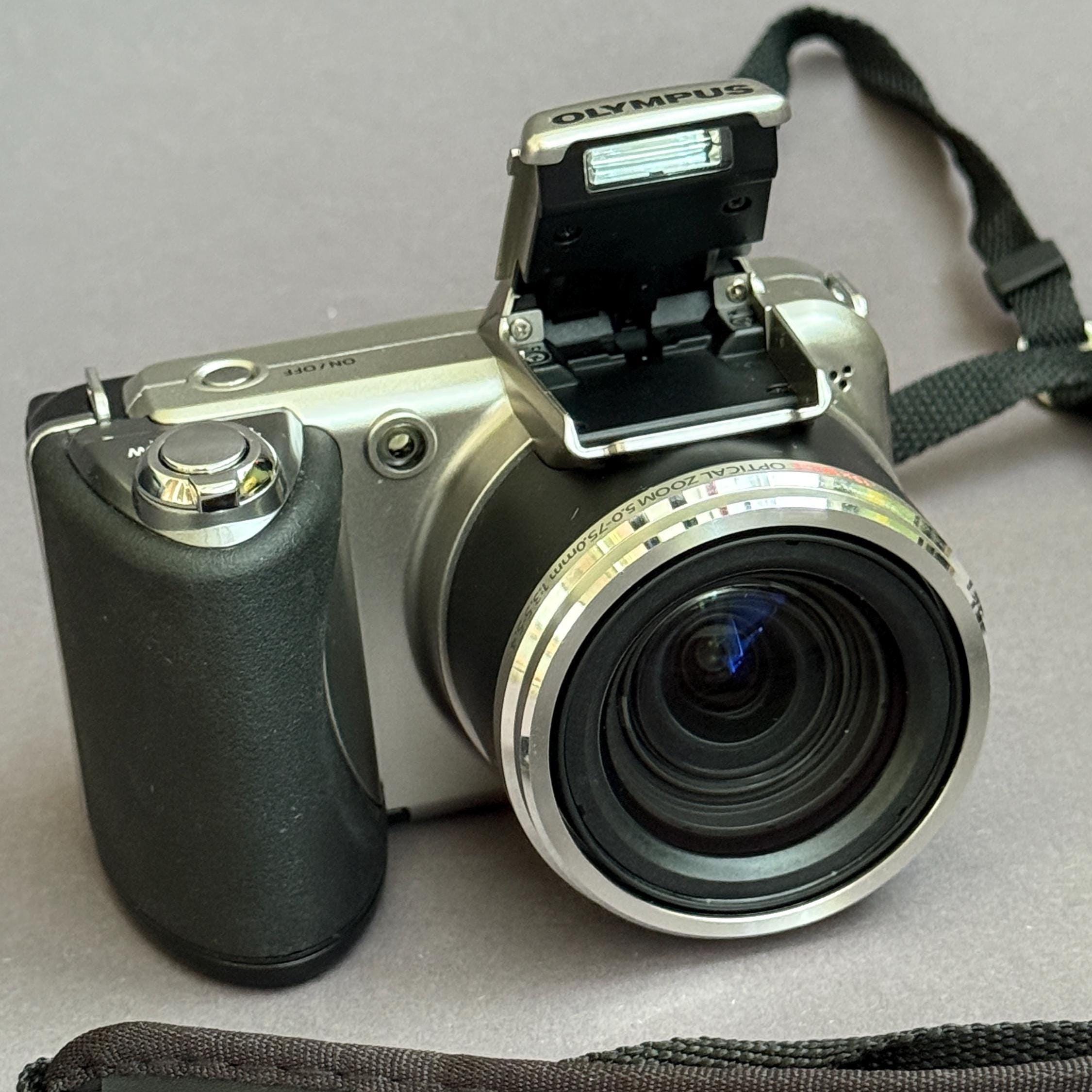 Olympus SP-600UZ: 12.0MP Digital Camera Silver (never Used) - Etsy