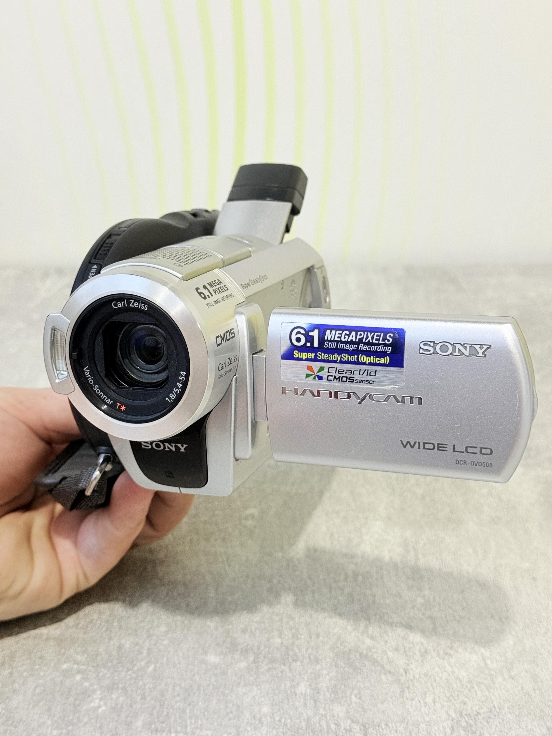 Sony DCR-DVD508E DVD Handycam Camcorder / Digital Video Camera
