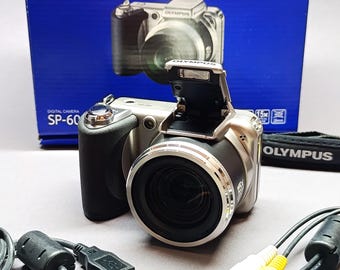 Olympus SP600UZ Digital Camera Image Stabilization 12MP - Silver