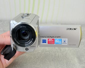 Sony Handycam CCD-TR411E Camcorder VIDEO-8 XR Video HI8 Analogue