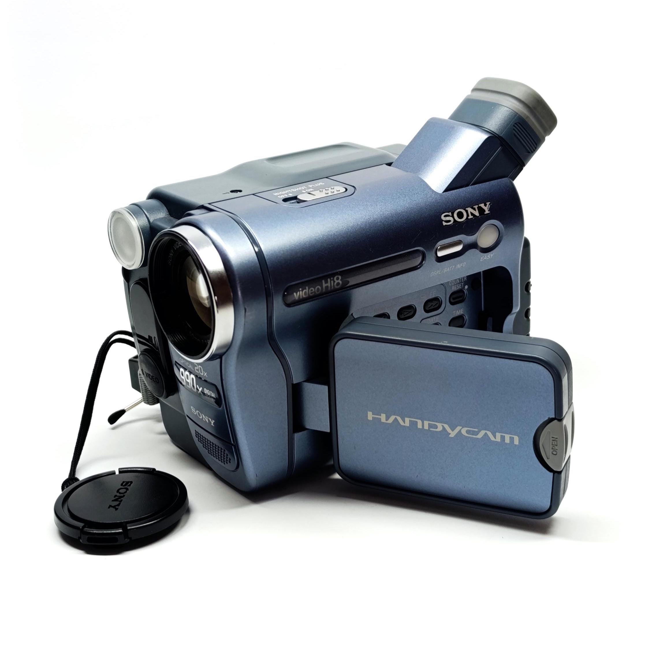Sony CCD-TRV228E Hi8 Digital Video Camera Recorder HANDYCAM - Very