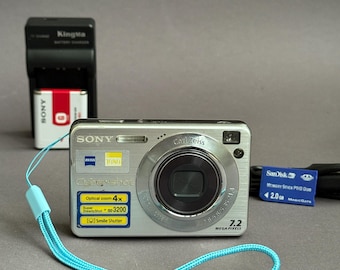 Sony Cyber-shot DSC-W110 Carl Zeiss 7.2MP Silver Digital Camera