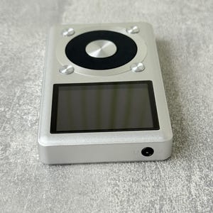 FiiO X1 Portable Hi-Res Music Player / Digital Audio Player DAP MicroSD Silver Tested image 11