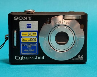 Reconditioned - Sony Cyber-shot DSC-HX1 9.1MP Digital Camera