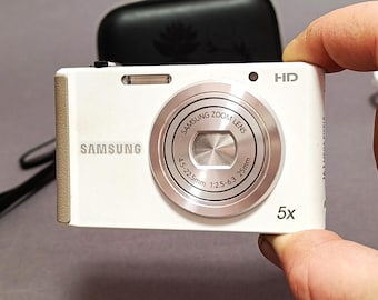 デジカメ FUJIFILM FINEPIX AV230 Amazon.co.jp: FUJIFILM FINEPIX AV230 Digital Camera, 3x