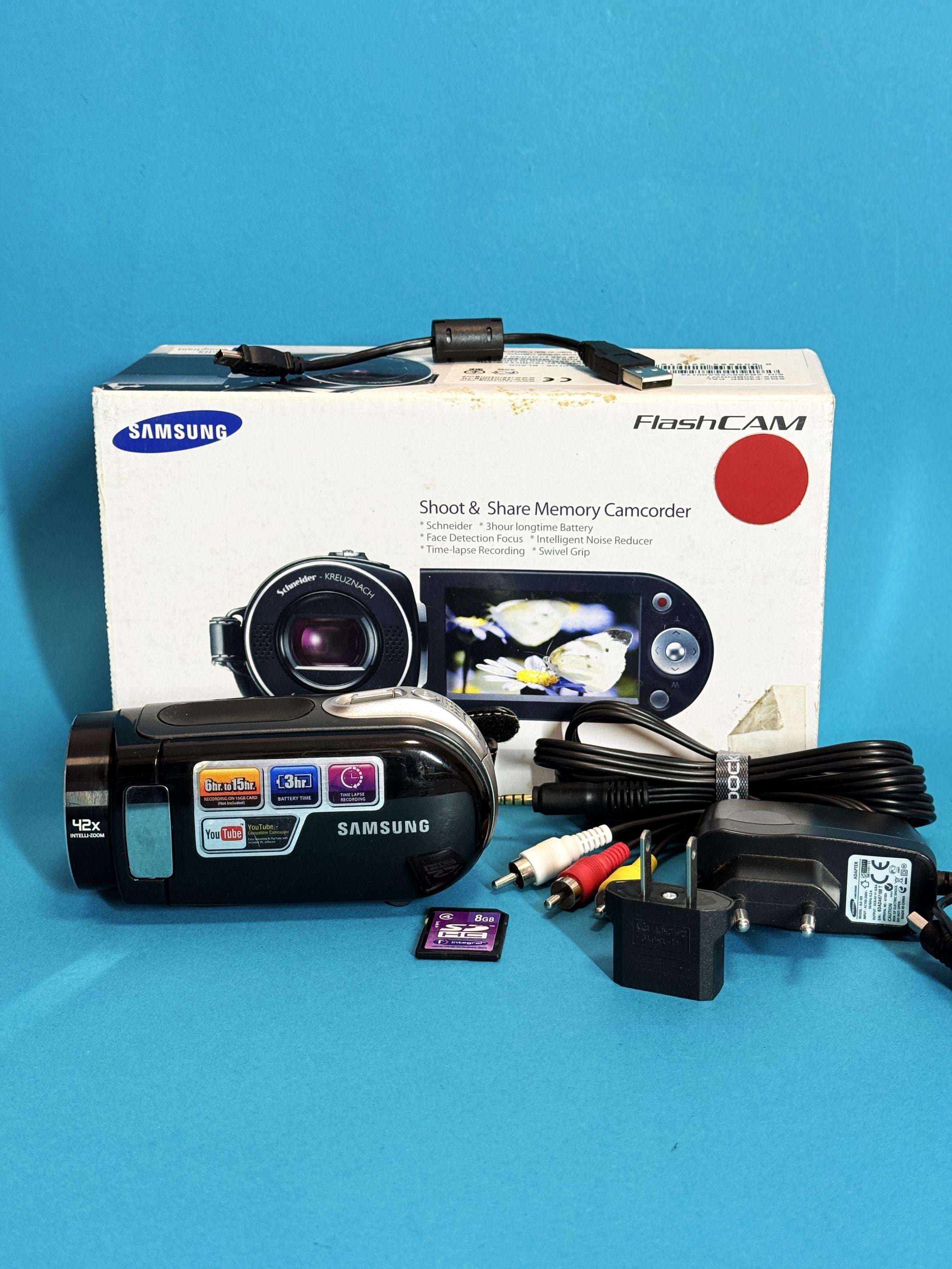 Samsung SMX-F30BP Digital Camcorder SD 8 Gb - Black Ready to Use